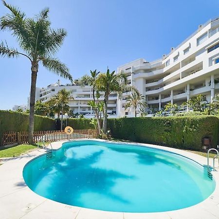 Superbe Appartement Avec Jaccuzi Marbella Exterior foto