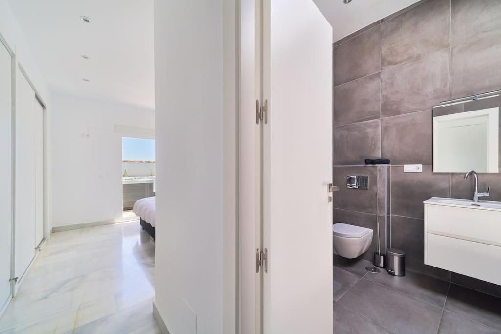 Superbe Appartement Avec Jaccuzi Marbella Exterior foto