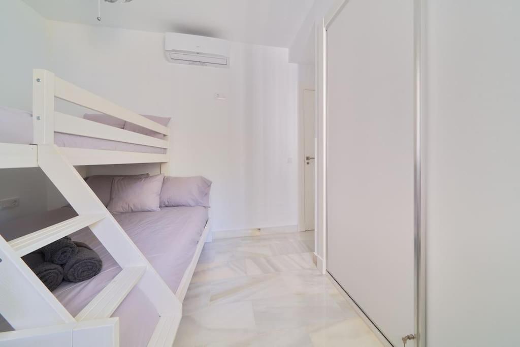 Superbe Appartement Avec Jaccuzi Marbella Exterior foto