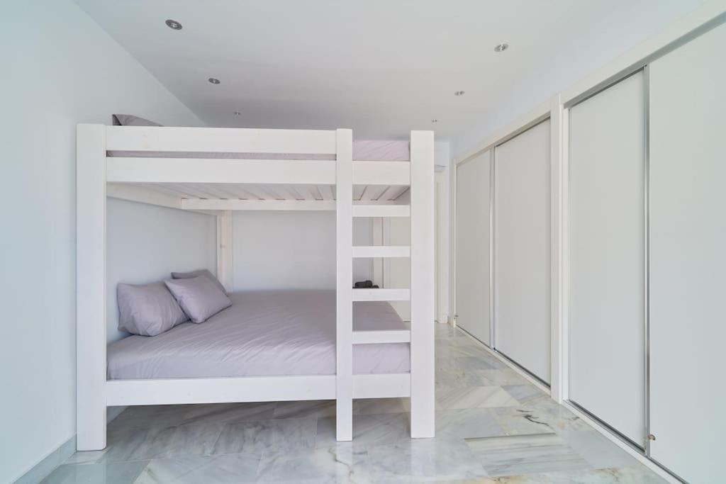 Superbe Appartement Avec Jaccuzi Marbella Exterior foto